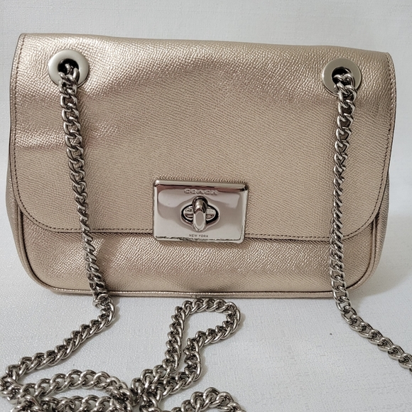 NEW Coach Shoulder Bag Purse with Chain - Picture 2 of 5